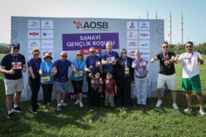 Adana’da 19 Mayıs Coşkusu AOSB ile Şölene Dönüştü Sanayi Dünyası ve Kent Halkı Aynı Parkurda Buluştu