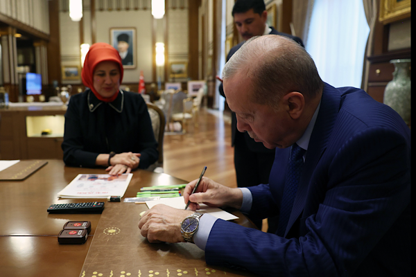 Cumhurbaşkanı Erdoğan’dan Türk Kızılay’a kurban bağışı