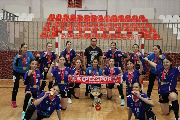 Kepez Belediyesi, Genç Kızlar Hentbolda Türkiye şampiyonu oldu