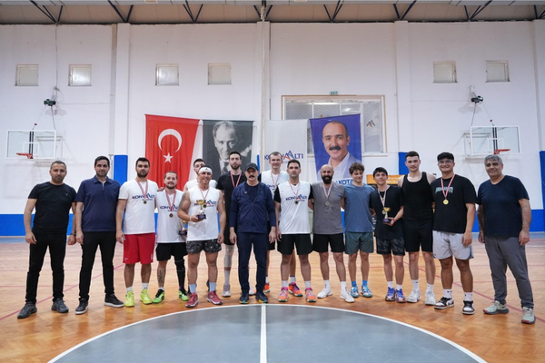 Konyaaltı’nda 3×3 Basketbol Turnuvası tamamlandı