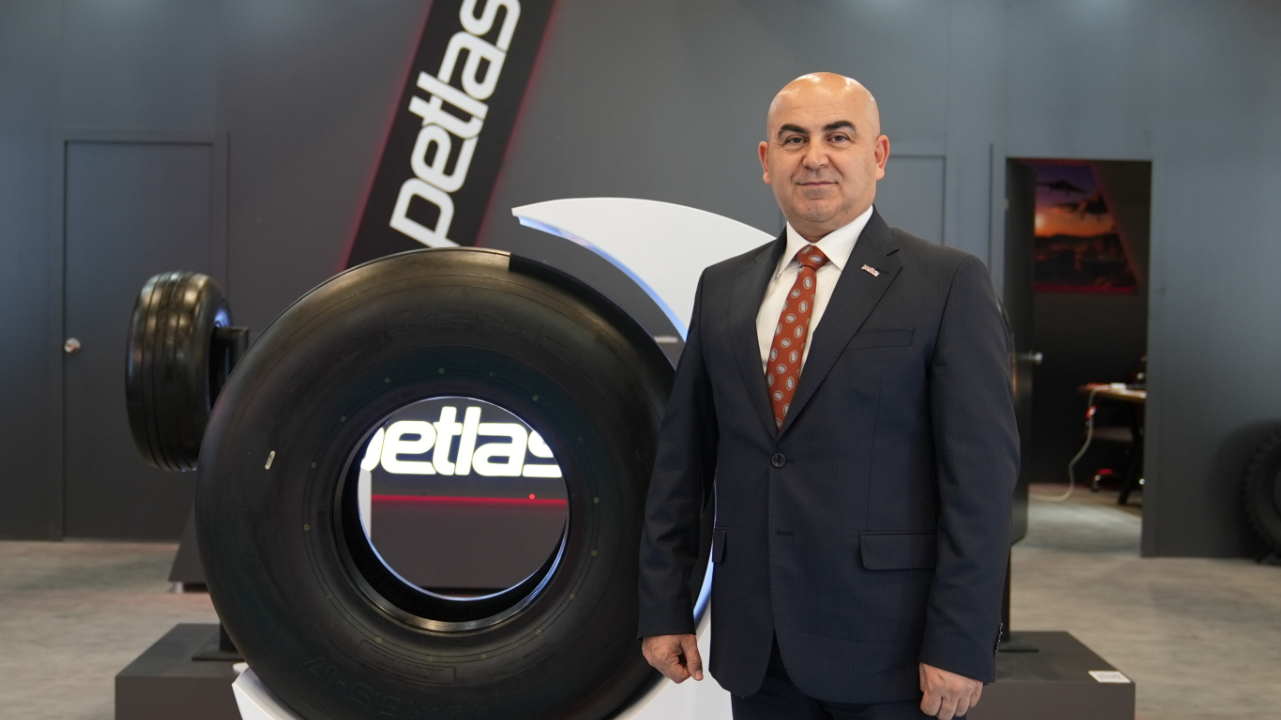Petlas yeni nesil askeri hava ve kara lastikleriyle SAHA Expo 2026’ya damga vurdu!