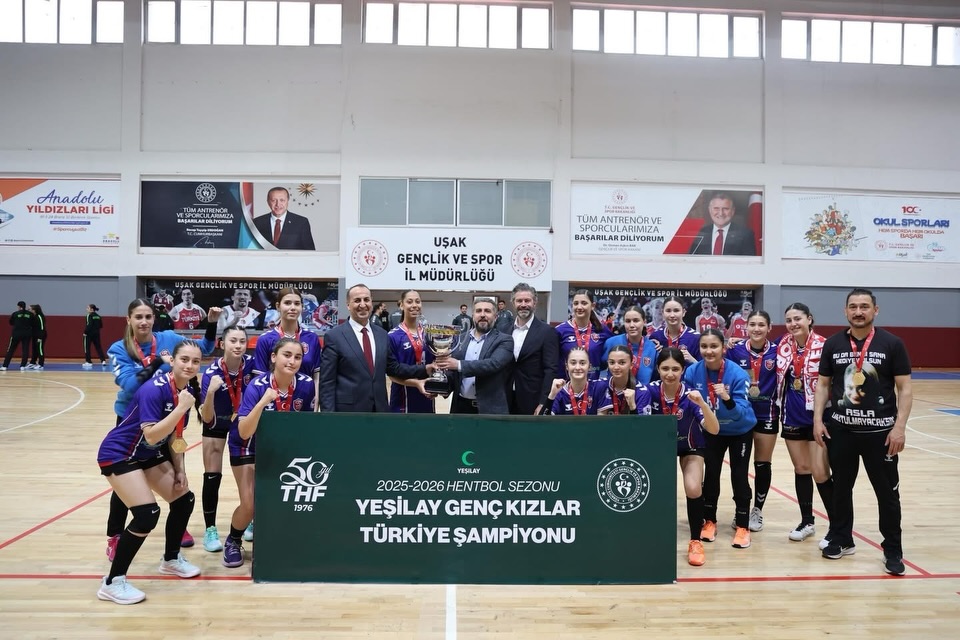 Kepez Belediyesi, Genç Kızlar Hentbolda Türkiye şampiyonu oldu
