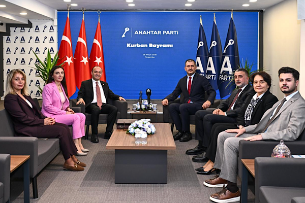 Anahtar Parti ile TBMM CHP Grubu bayramda bir araya geldi