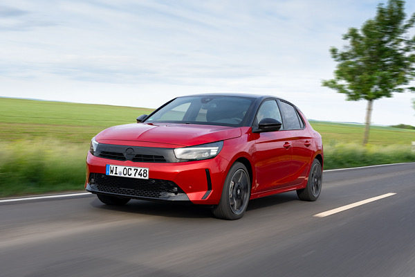 Alman teknolojisine sahip Opel modellerinde Mayıs ayrıcalıkları!