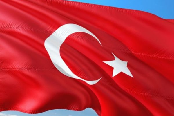 Siyasilerden şehit polis memurları için taziye mesajları