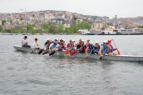 Düzceli gençler, İstanbul’da sportif ve kültürel etkinliklere katıldı