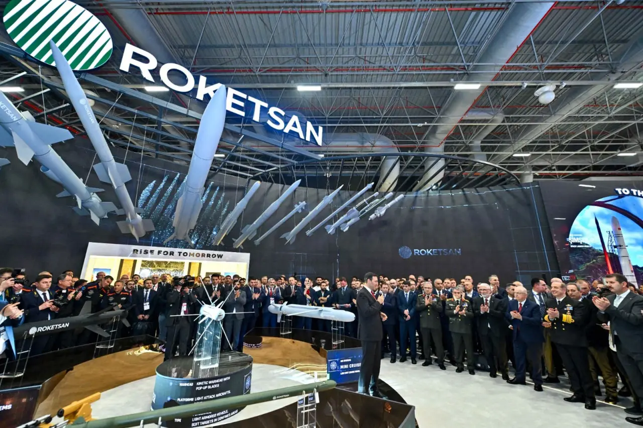 ROKETSAN, SAHA 2026’ya Damga Vurdu: İlk Kez Sergilenen Sistemler Büyük İlgi Gördü