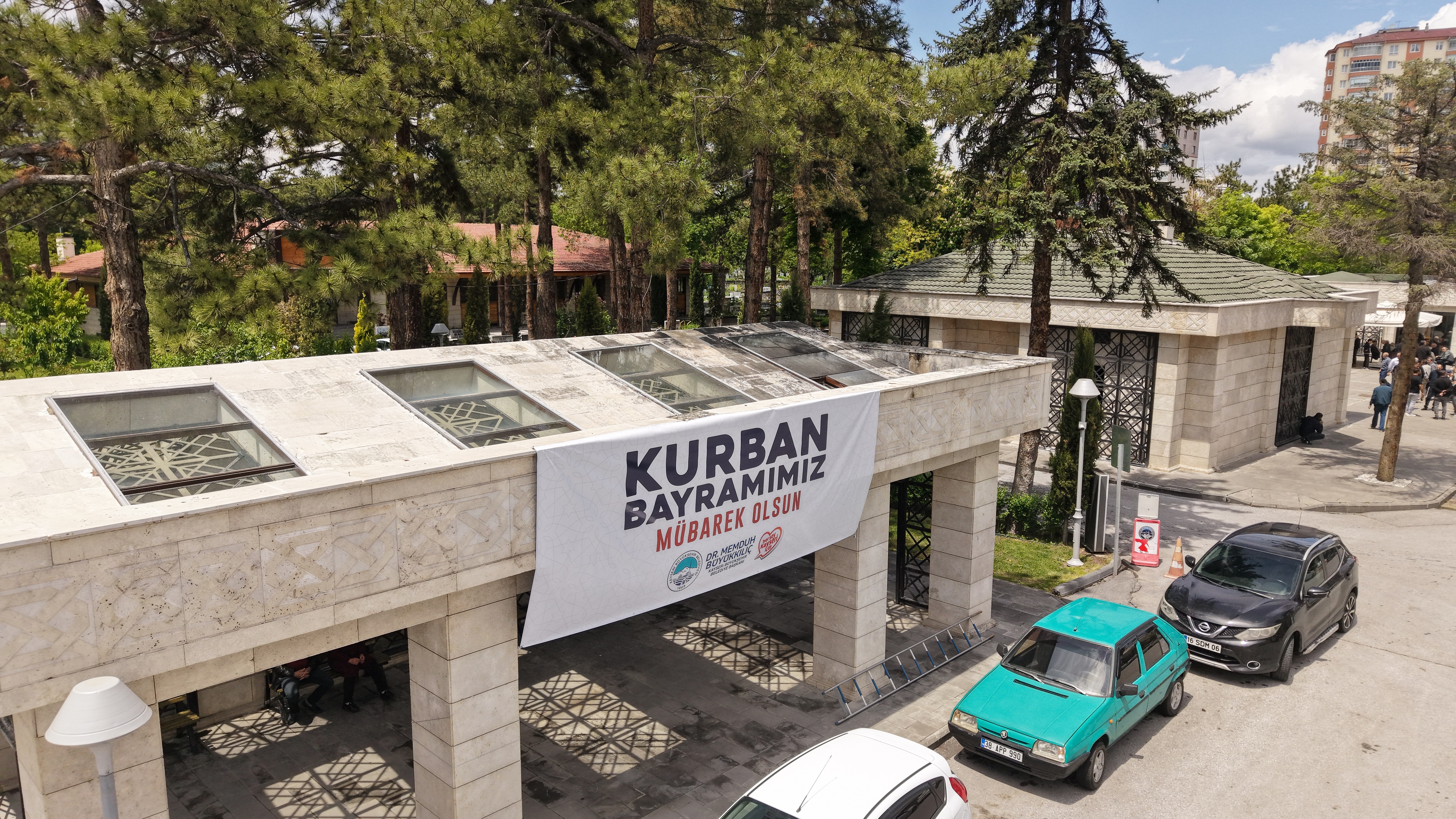 Mezarlıklarda temizlik ve bakım çalışması gerçekleştirildi