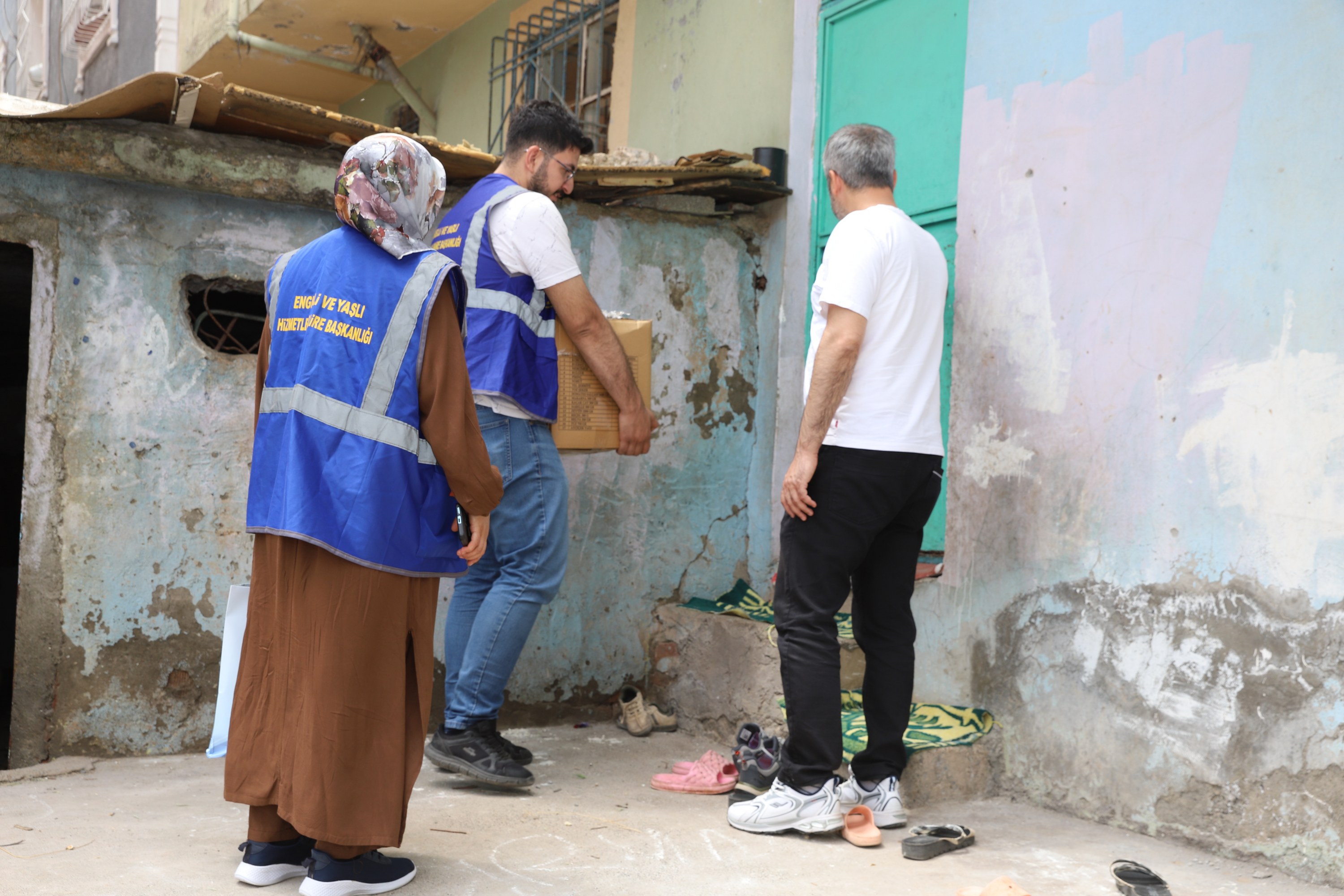 Diyarbakır’da 600 yaşlıya bayram ziyareti gerçekleştirildi