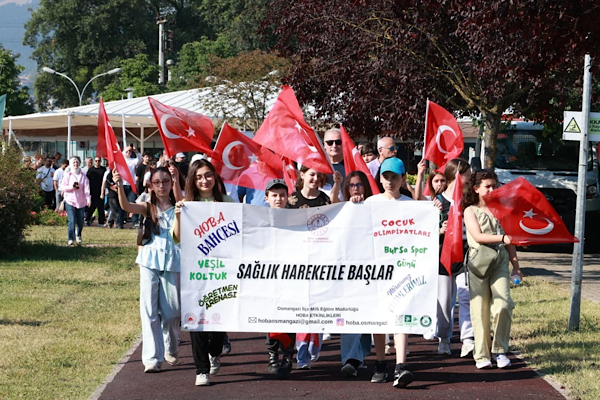 Osmangazi’de başarılı öğrenci ve öğretmenlerle anlamlı buluşma