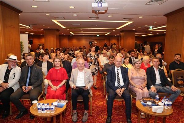 İzmit’te Opera ve Kültür Merkezi Projesi tanıtıldı