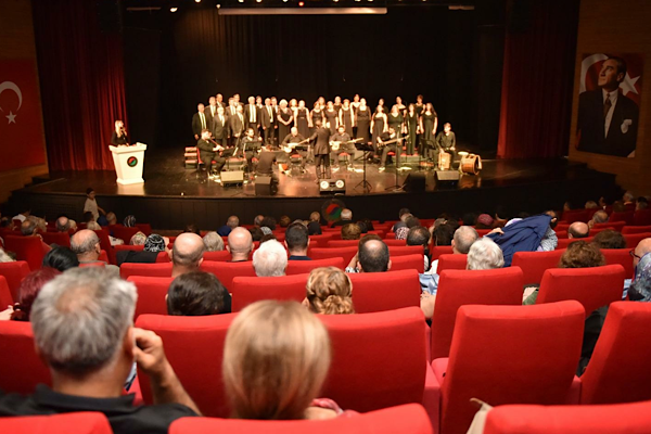 Mimar Sinan Akademi’den Türk Halk Müziği konseri