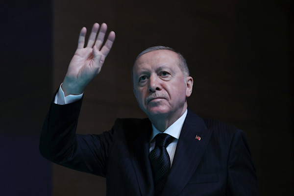 Cumhurbaşkanı Erdoğan’dan Karakoç, Zarifoğlu ve Mevlana İdris Zengin için anma mesajı