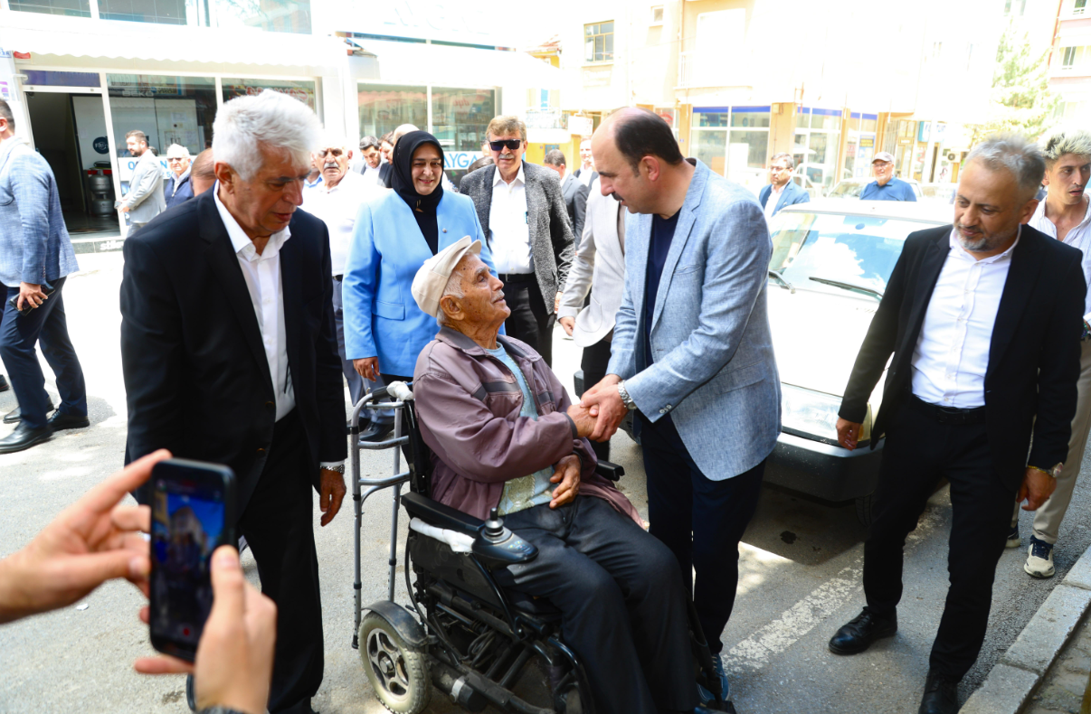 Altay, Hüyük ve Derbent’te vatandaşlarla bir araya geldi