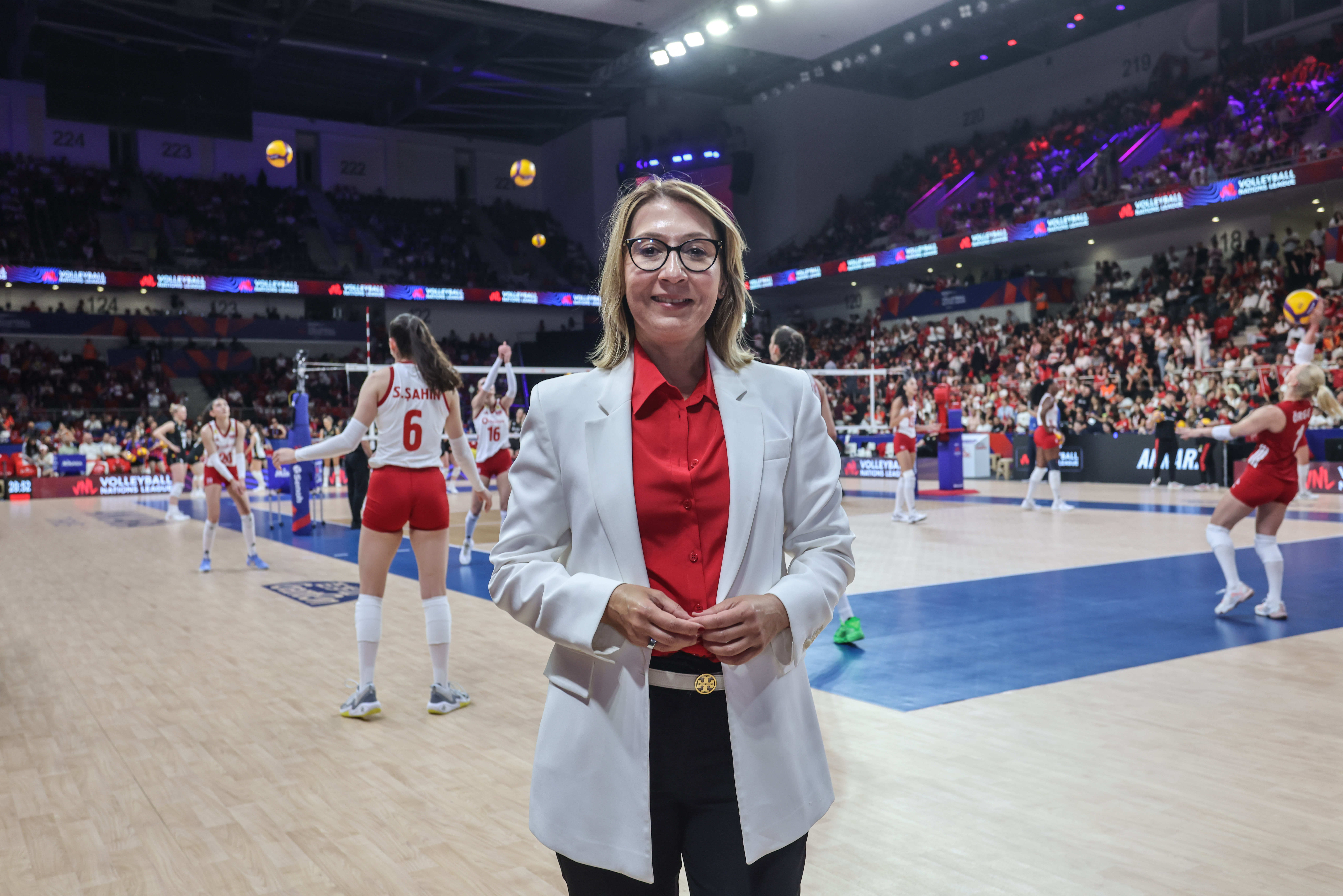 Vodafone’dan Voleybol Milletler Ligi’nde millilere hologram tribünden destek