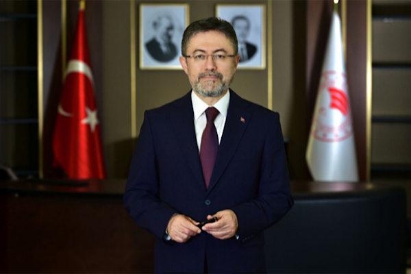 Bakan Yumaklı: Gökçeada “Aşılı Ari Bölge” olarak tescillendi