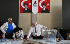 Anadolu OSB Sanayicileri Tercihini Yaptı: Hüseyin Kutsi Tuncay Yeniden Başkan