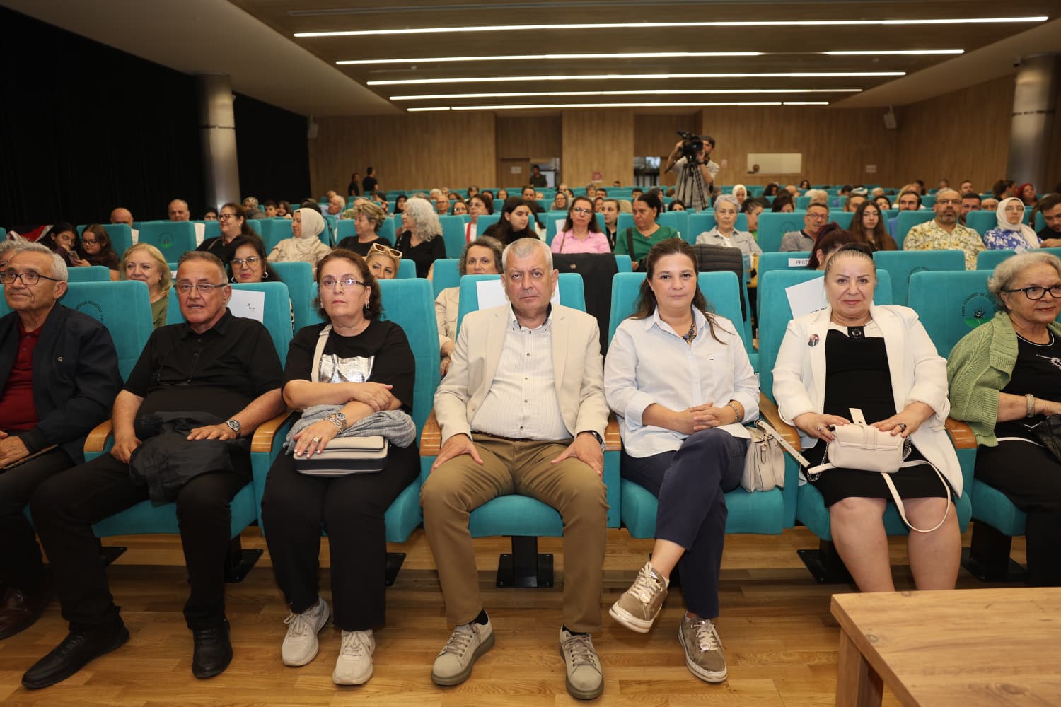 Osmangazi’de “Hey Taksi!” tiyatro oyunu sahnelendi