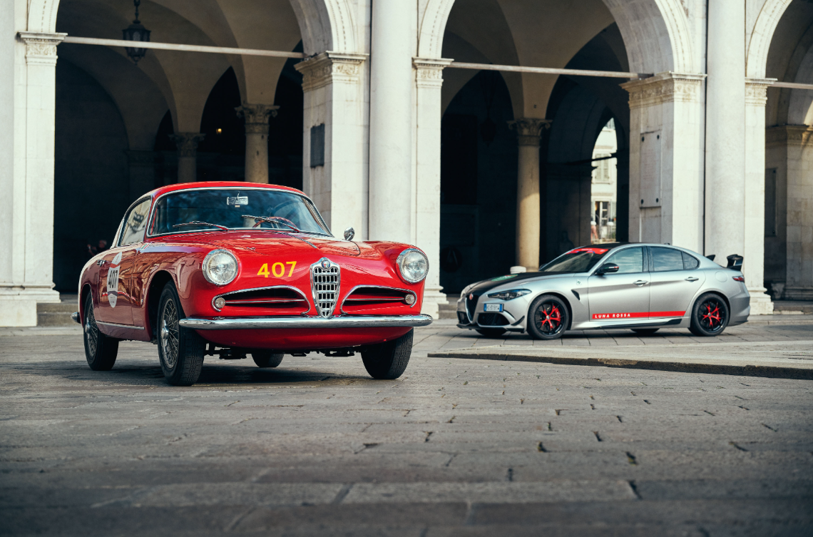 Alfa Romeo 50 klasik modeliyle 44. 1000 Miglia’da start aldı
