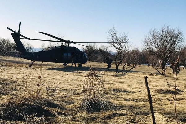 MSB: Kalp krizi geçiren vatandaş askeri helikopterle hastaneye ulaştırıldı