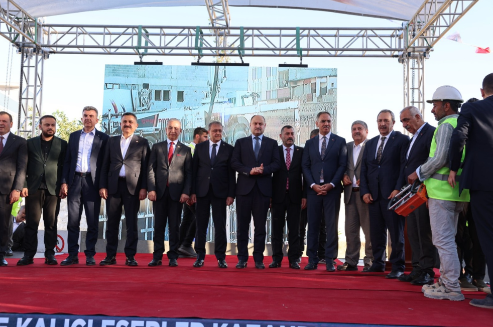 Eyyübiye Belediye Hizmet Binası’nın temeli törenle atıldı