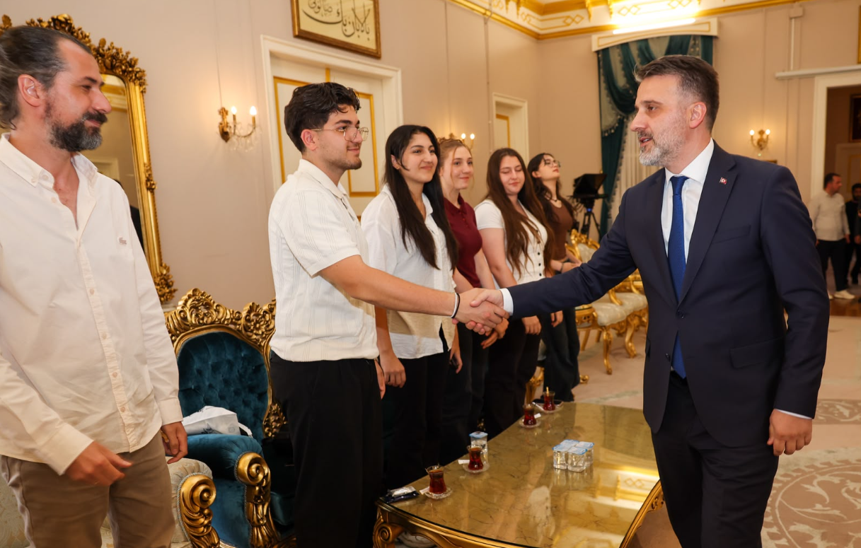 Bursalı öğrencilerin bestelediği marş Türkiye birincisi oldu