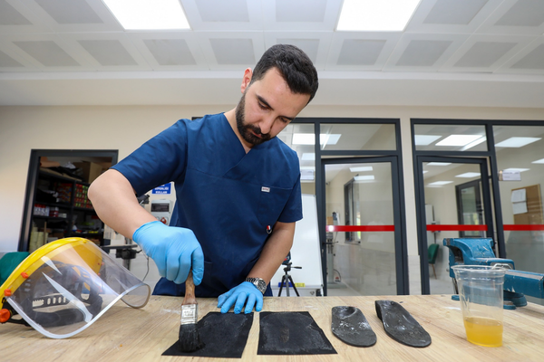 Gaziantep’te kişiye özel ortopedik tabanlık üretiliyor