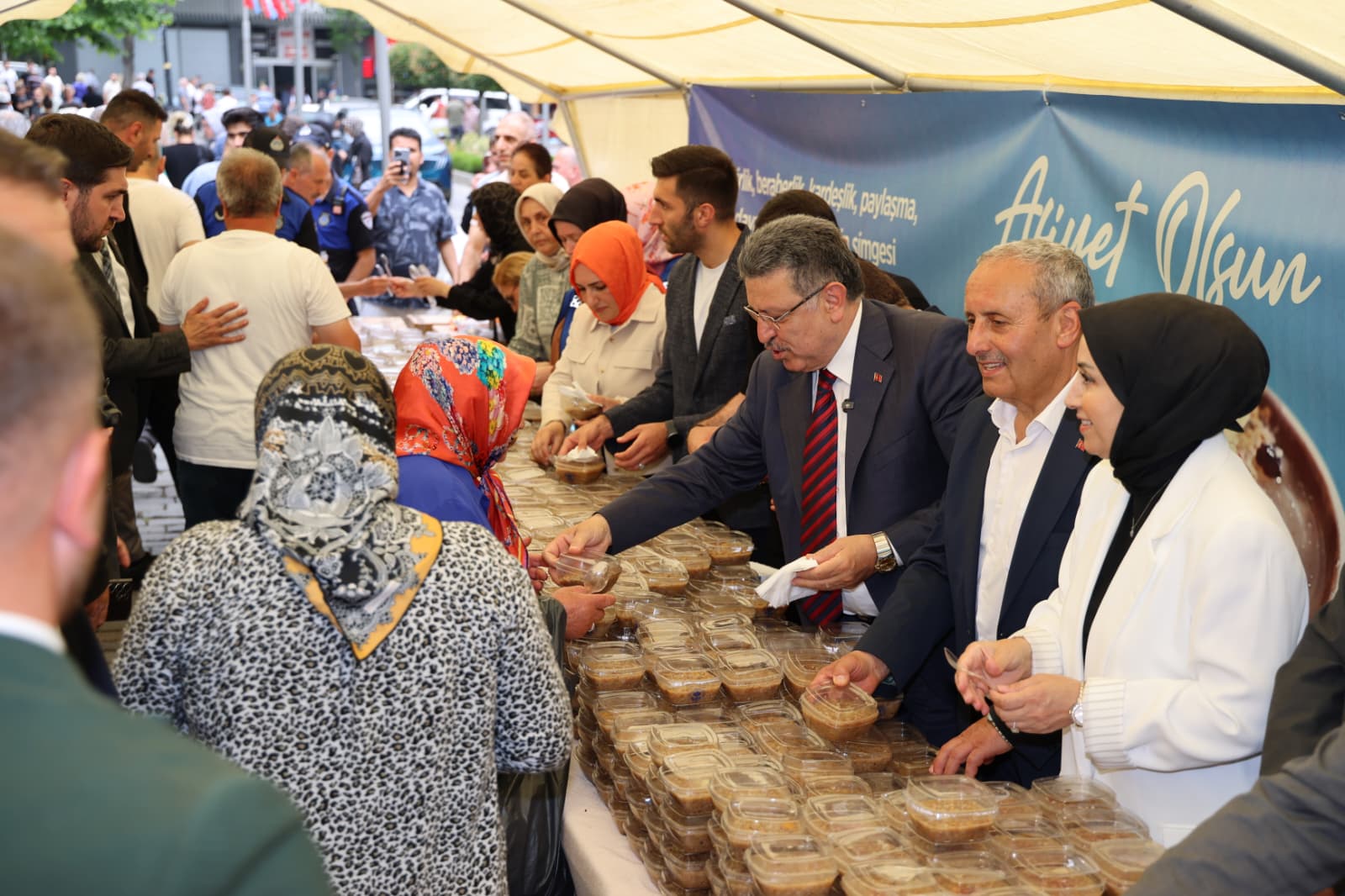 Trabzon’da 3 bin kişiye aşure ikram edildi