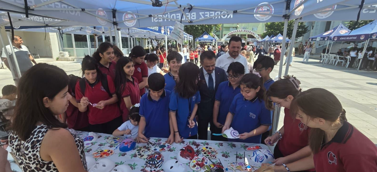 Aktaş, “Köklerden Geleceğe Bilim” Şenliğini ziyaret etti
