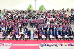Yerli ve Milli Sanayinin Yeni Neferleri Sahaya İndi: OSTİM Teknik Üniversitesi’nde Görkemli Mezuniyet