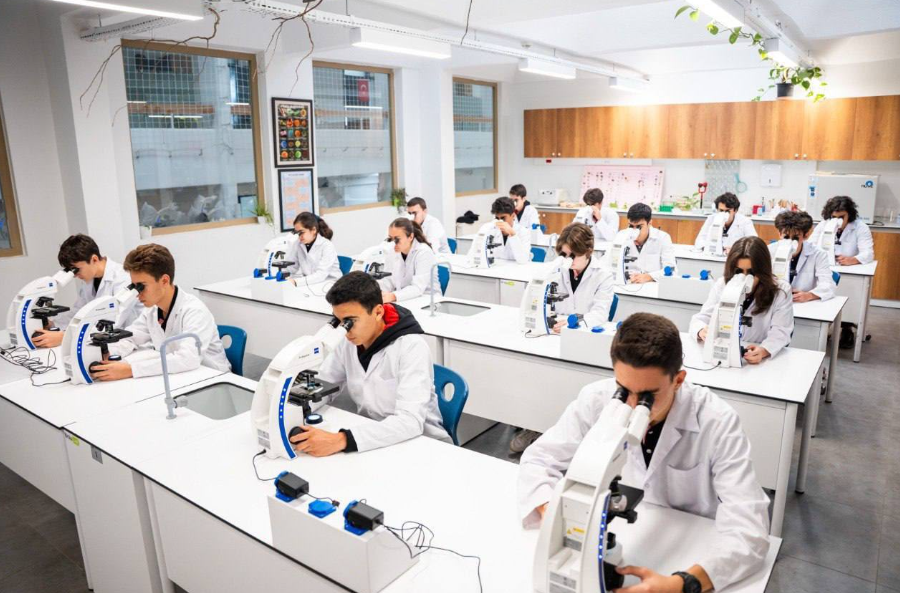 TÜBİTAK Fen Lisesi ilk mezunları YKS’de dikkat çekti