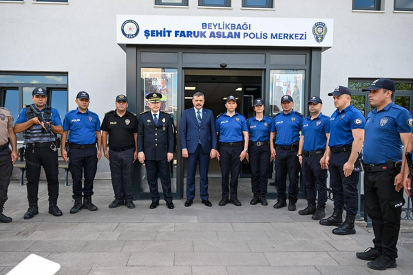 Bakan Çiftçi, Gebze’deki polis merkezini ziyaret etti