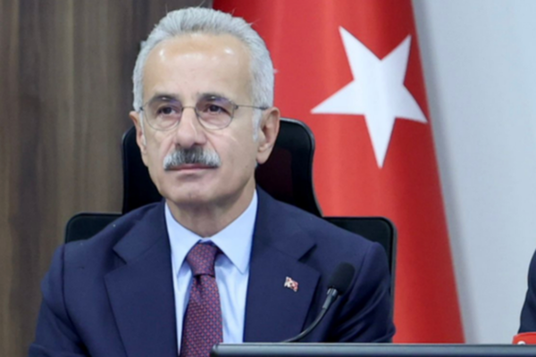 Uraloğlu: Yük elleçleme miktarı 46 milyon 915 bin 913 ton olarak gerçekleşti