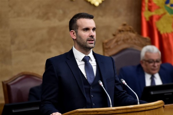 Spajic: Karadağ, AB müzakerelerinde iki faslı daha kapattı