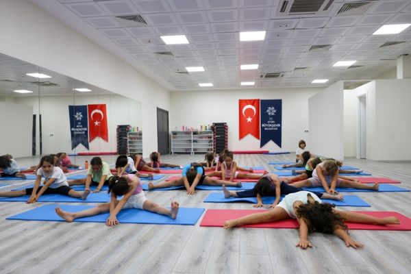 Aydın’da çocuklara ücretsiz jimnastik eğitimi