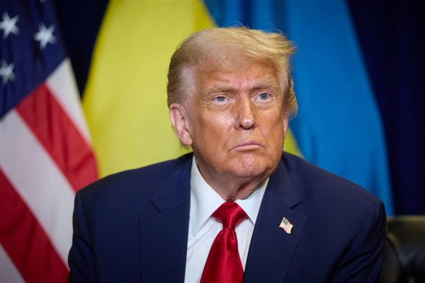 Trump: İran bir Amerikan askerini her öldürdüğünde ağır bedel ödeyecek