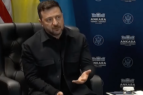 Zelenski: Ukrayna, Rusya’daki enerji tesislerini hedef aldı