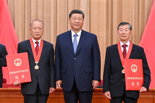 Xi Jinping’den bilimsel çalışmaları güçlendirme çağrısı