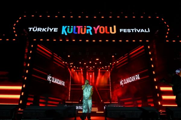 Sefo, Sakarya Kültür Yolu Festivali’nde sahne aldı