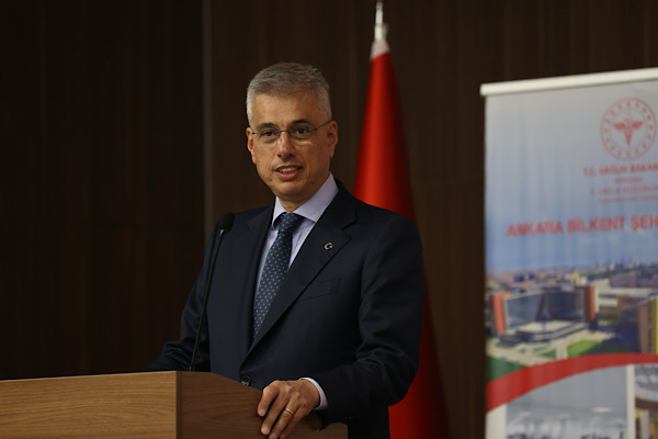 Memişoğlu: Sağlık Bakanlığımızın tesislerine sadece hasta olduğunuz için gitmeyin