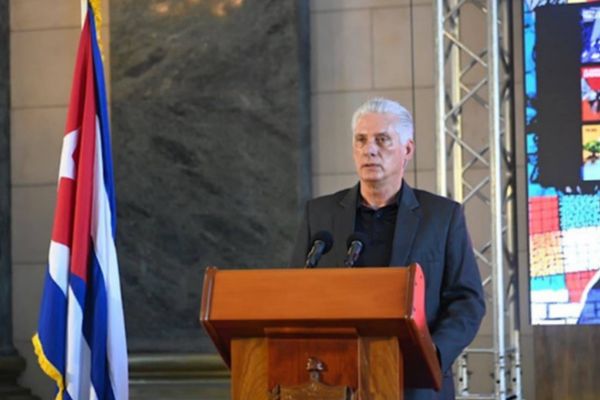 Diaz-Canel: Küba halkının yaşadığı acılar aşırı seviyelere ulaştı