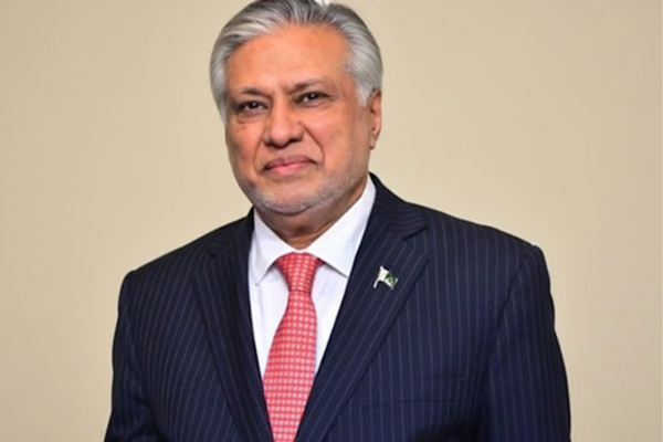 Pakistan Dışişleri Bakanı Dar, ASEAN Genel Sekreteri Hourn ile görüştü
