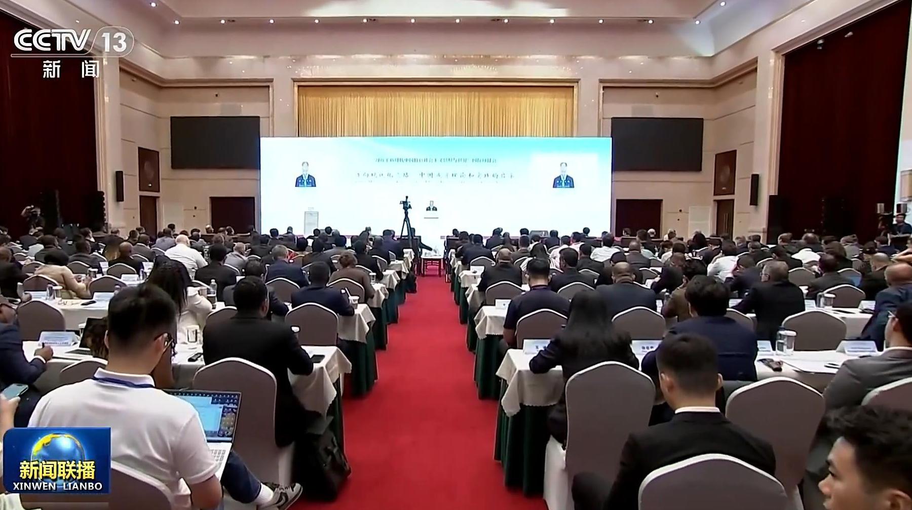 Xi’nin Yeni Dönemde Çin’e Özgü Sosyalizm Düşüncesi ve Dünya sempozyumu Yinchuan’da yapıldı