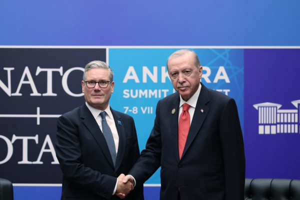 Cumhurbaşkanı Erdoğan, Birleşik Krallık Başbakanı Starmer ile görüştü