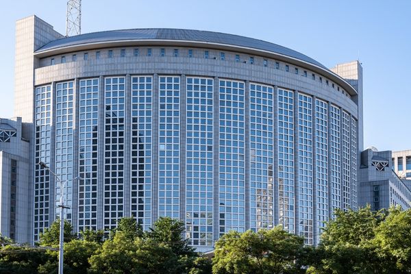 Çin’den ABD’nin yeni gümrük vergilerine tepki