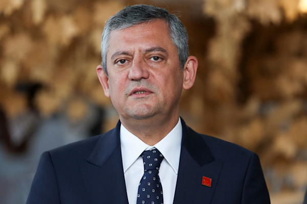 Özel, Yeni Parti’nin kuruluş onay belgesini paylaştı