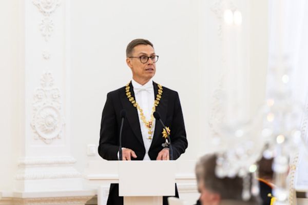 Finlandiya Cumhurbaşkanı Stubb, Çin Dışişleri Bakanı Wang Yi’yi ağırladı