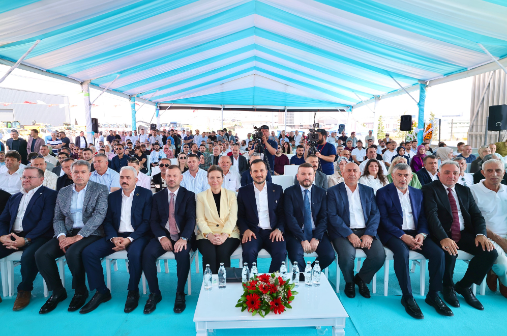 ARFALT asfalt üretim tesisi ile 85 araç hizmete alındı