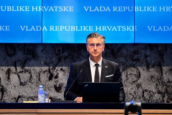 Plenkovic: Bosna Hersek’in Avrupa Birliği sürecini desteklemeyi sürdüreceğiz