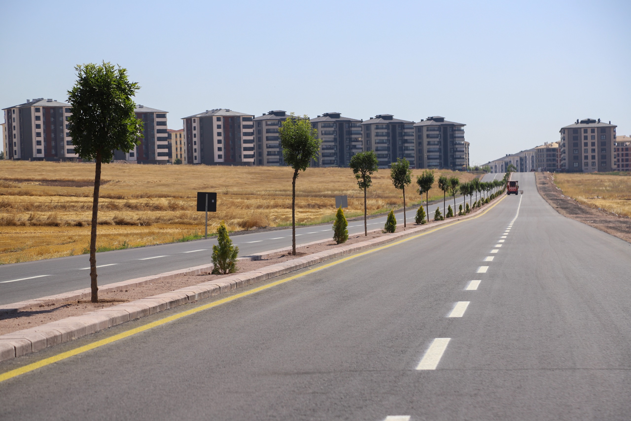 Eskişehir’de yollar yeni çizgileriyle daha güvenli hale geliyor